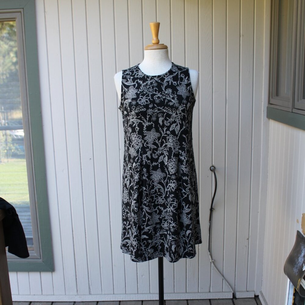 NWT J Jill Wherever Sleeveless Black Floral Pleated Mini Dress SP